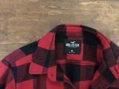 lots of 2 mens shirts hollister and amer Rag size M