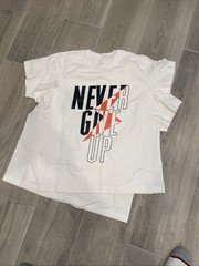 Men’S Casual “Never Give Up” Graphic T-Shirt – White With Bold Orange