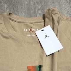 Jordan Men’s L Beige Graphic Print Jumpman Logo Crew Neck Long Sleeve Tee