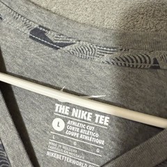 NWT NIKE Shirt L Gray White MOVING MOUNTAINS Graphic Spellout Tee Swoosh