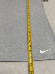 Nike Dri-FIT Women’s Scoop Neck T-Shirt Gray MEDIUM Athletic Short Sleeve Tee