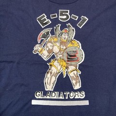 Gladiators Shirt M Vintage 80s 90s E-5-1- Amos Warrior Axe Shield Fighter Tee