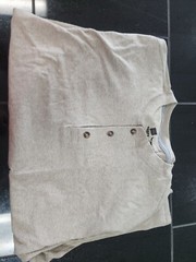 Hanes Men’s Long-Sleeve Henley Shirt Beefy-T pure cotton 3 button TAG Less. MED