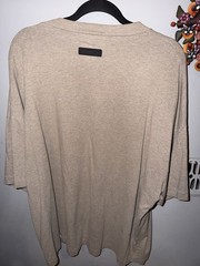Size XL – Fear of God Essentials Tee Core Heather