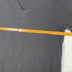 Kenneth Cole V-Neck Tee Men’s Size XL Plain Black Striped Texture Casual