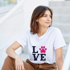 LOVE Pets T-Shirt