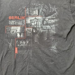 Berlin Graphic T-Shirt Fruit Of The Loom Medium Black Germany Travel Tee Urban