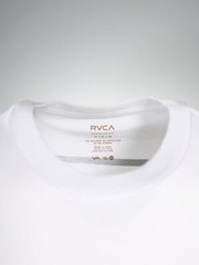 RVCA Men’s White VA Box Regular Fit S/S T-Shirt (S02)