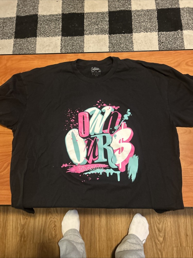 Men’s Outrank Graphic Black Tee Sz 2XL Own Ours Graphic Blue Pink Streetwear
