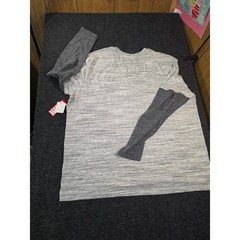 Punisher Marvel Long Sleeve Shirt 2XL Gray Skull NWT