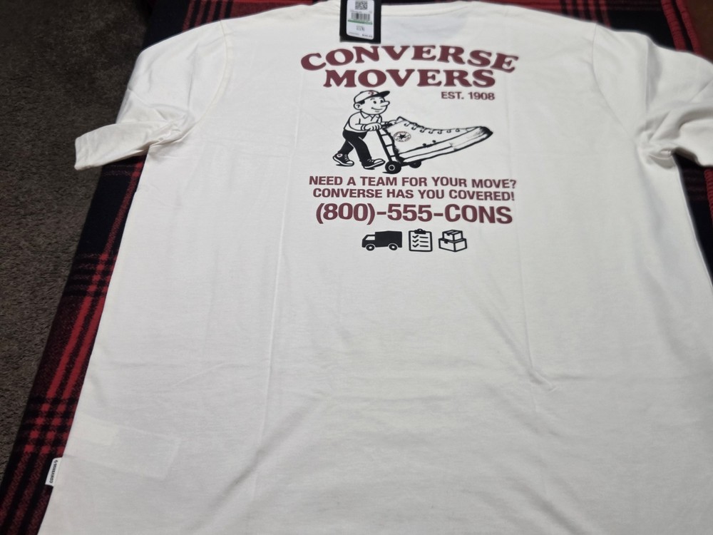 NWT Converse Men’s Beige Graphic Print Shortsleeve T-Shirt