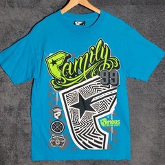 Y2K Famous Stars and Straps Shirt Mens Medium Blue Green Family Logo 99