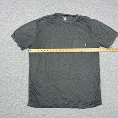 Vuori T-Shirt Mens Size XL Gray Crew Neck Tee Chest Pocket Breathable Active