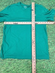 Men’s The Nike Tee Embroidered Logo Green Athletic T Shirt SZ Medium