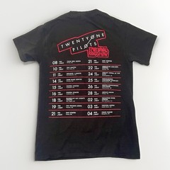 Twenty One Pilots Emotional Roadshow 2017 Tour T-Shirt Size Small Merch