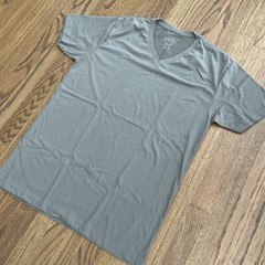 True Classic Premium Quality * V NECK * Tee T Shirt Mens MILITARY BEIGE MEDIUM M