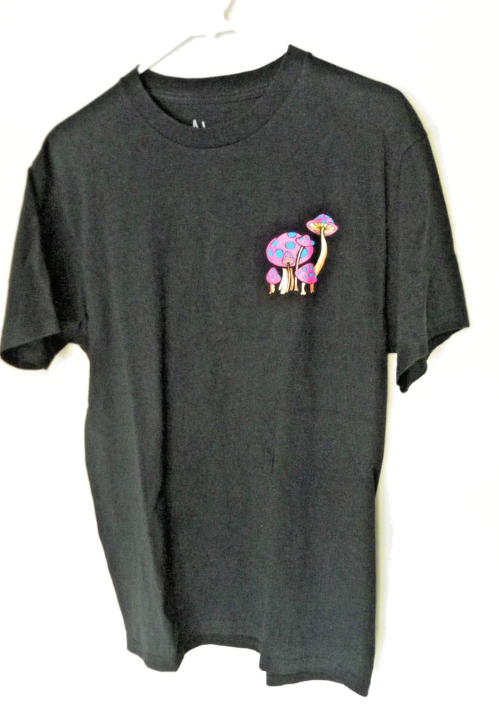 ALAB Magic Wizard Mushroom Psychedelic Men’s Graphic T-Shirt Size Medium
