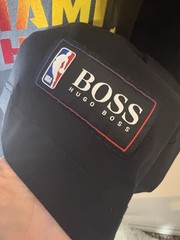 {EUC} Men’s HUGO BOSS Miami Heat Black T Shirt L