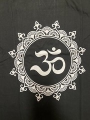 Aum OM Peace YOGA Zen Meditation yinyan Hindu Men Unisex T-shirt 2XL cotton USA