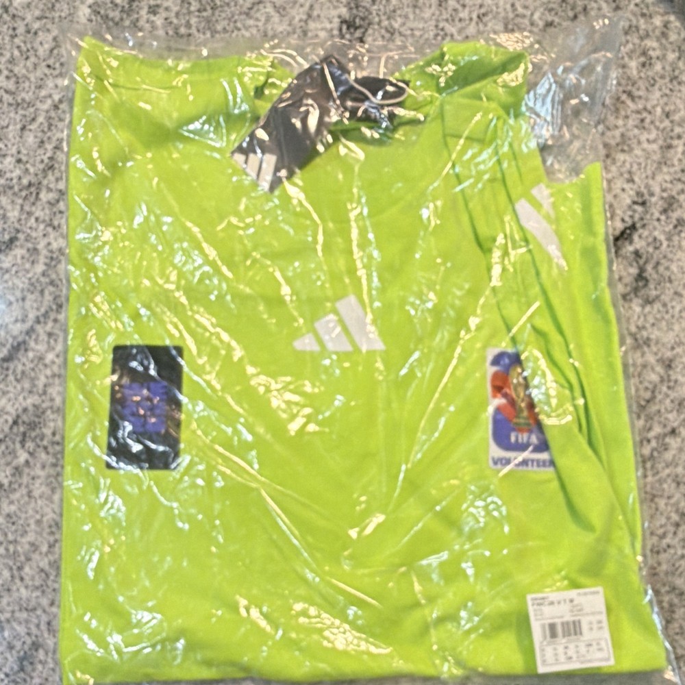 adidas FIFA Volunteer Green Crew Neck Short Sleeve Cotton Jersey T-Shirt Men XL