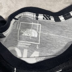 The North Face All Over Graphic Injection Print T-Shirt Men’s L Black Fading