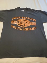 Harley Davidson Tee Shirt Men’s Size L Four Seasons Young Riders