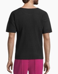 Homme Plissé Issey Miyake Basics Pleated Crewneck T-Shirt size 2/medium