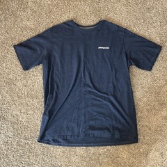 Patagonia Men’s Blue Short Sleeve Crew Neck Graphic Logo Back Of Tee XL