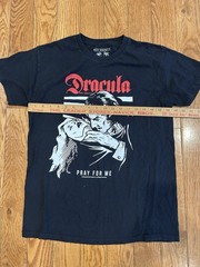 Riot Society Dracula Shirt Mens Medium M Black Pray For Me Universal Monsters