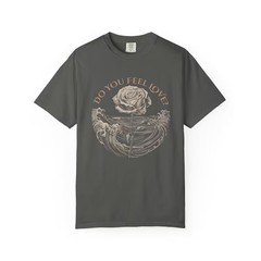 Comfort Tee Gothic Vintage Rose Ocean Waves Floral Nature Dark