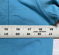 The Southern Shirt Company Men’s Size Med Blue T-Shirt With Front Pocket Unisex.