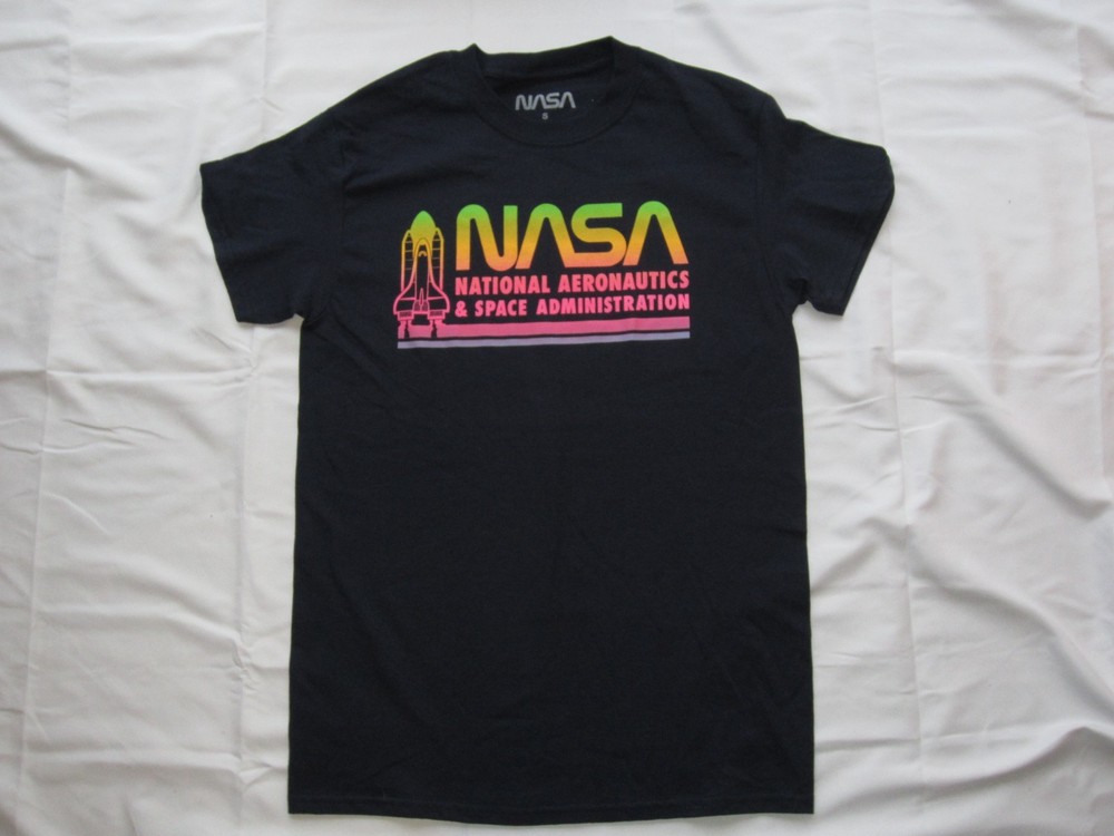 NASA Gradient Logo Short Sleeve Tee Shirt Navy Blue Adult Small NEW!