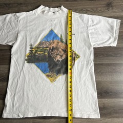 VTG Grizzly Bear T Shirt Fits Medium Tennessee Vacation Tee High Neck 1980s USA