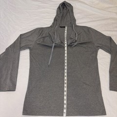 Gently Used Men’s Coofandy Gray Hooded Draped Neck Long Sleeve T Shirt Size Smal