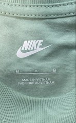 Nike Men’s Green Loose Fit Cotton T-Shirt Yellow Roses Floral Graphic Size M