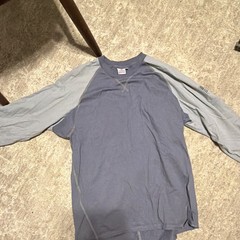 Tyndale Men’s Gray Colorblock Long Sleeve Crew Neck Cotton Knit T-Shirt MDRG
