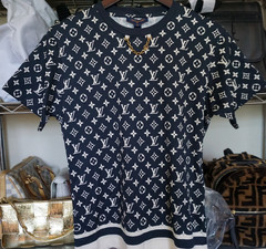 Retail $1160 Authentic LOUIS VUITTON Monogram T-Shirt Navy White Men XS