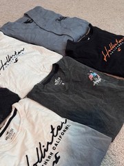 Hollister Brand, Men’s Short Sleeve Tee Shirts, (Bundle) Sz XS Tops/Clothing