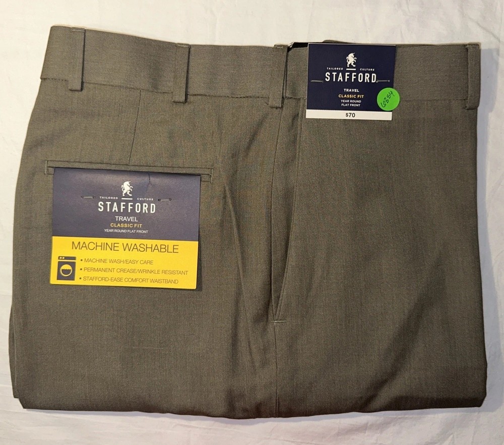 NWT Stafford Men’s 42 x 30 Classic Fit Flat Front Year Round Trouser Pants $70