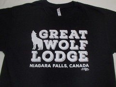 Great Wolf Lodge Niagara Falls Canada shirt (adult L)