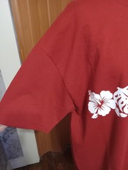 Red Hawaii T shirt with flowers XL NWOT 100% Cotton