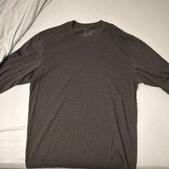 Fresh Clean Threads Men’s Gray Solid Crew Neck Long Sleeve T-Shirt, Size L