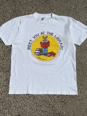 Vintage Marc Brown “Arthur” Meet You At The Library Cartoon Tee. Rare!