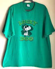 VTG Y2K Peanuts Snoopy Lucky Dog Clover Irish Short Sleeve Tee Shirt Adult 2XL