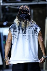ByTheR Mens Hand Painted Graphic Loose Fit Sleeveless Tank Top Streetwear