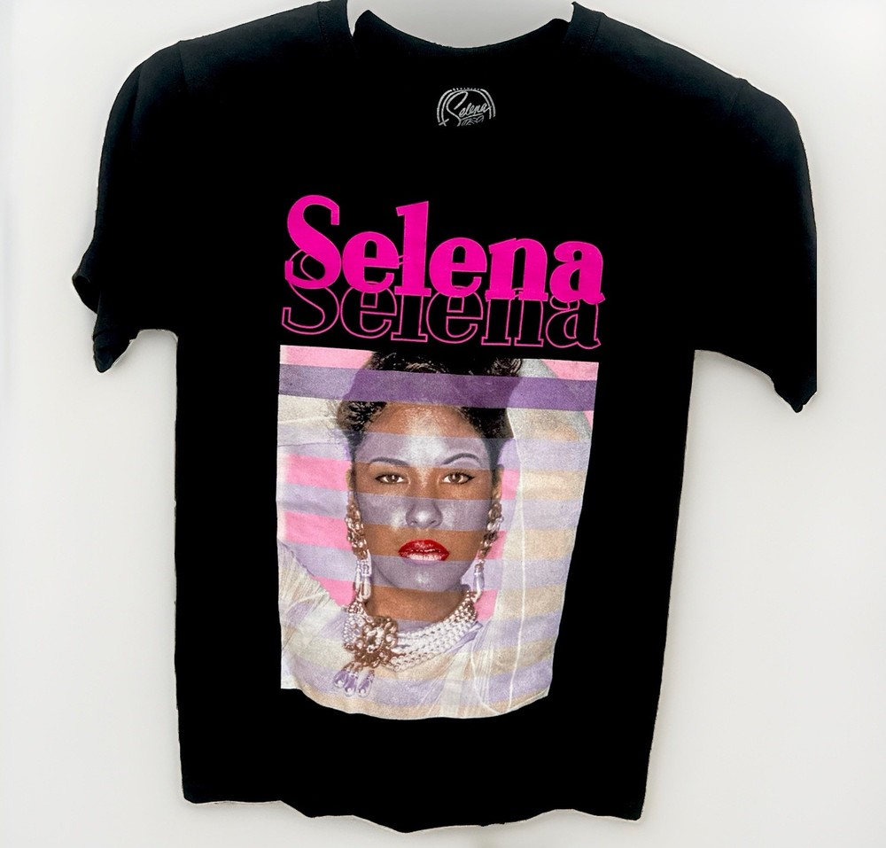 Official Selena Merchandise Men’s T-shirt Size M