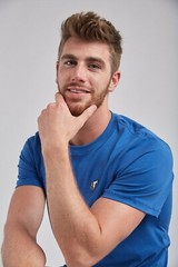 Crew Neck T-shirts for Men in Pima Cotton. Soft and comfortable with Logo