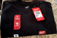 Lot (2) Carhartt & MILWAUKEE Tools Crew Neck T Shirt Heavy Duty S/S POCKET Small