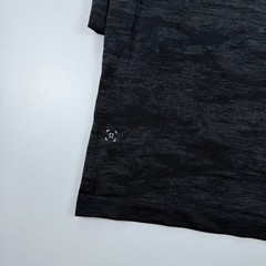 Lululemon Performance Shirt Mens Large Gray Crew Neck Lightweight Stretch