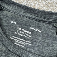 Under Armour The Tech Tee Shirt Mens Medium Green Short Sleeve Raglan 1326413